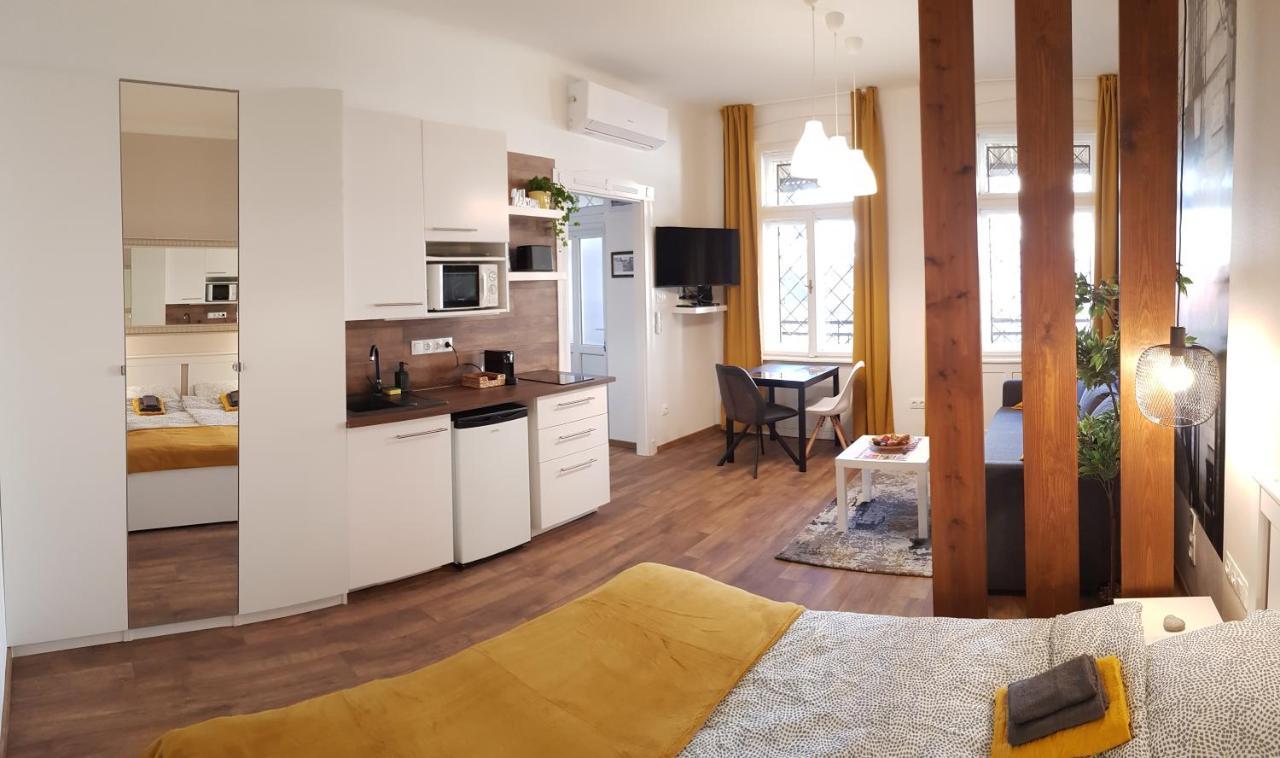 Downtown Station Apartment Budapest Esterno foto